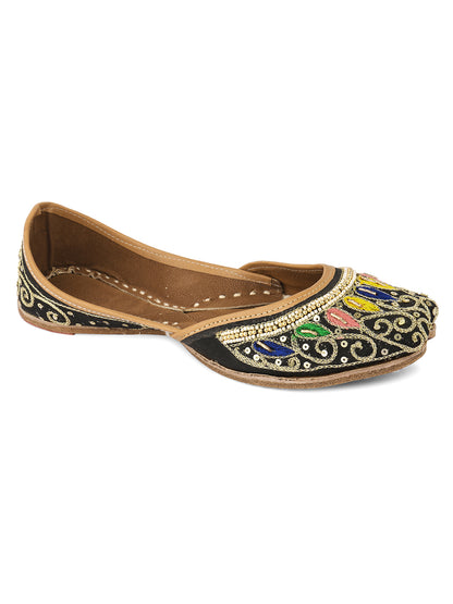 DESI COLOUR Women Black Embellished Leather Ethnic Mojaris Flats