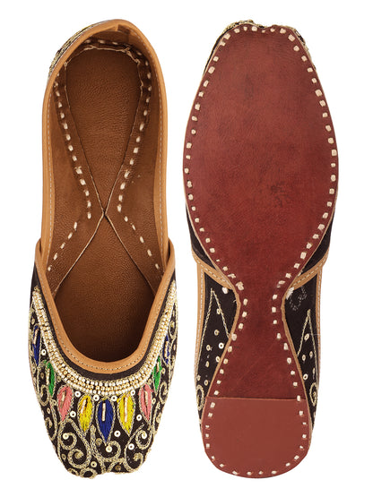 DESI COLOUR Women Black Embellished Leather Ethnic Mojaris Flats