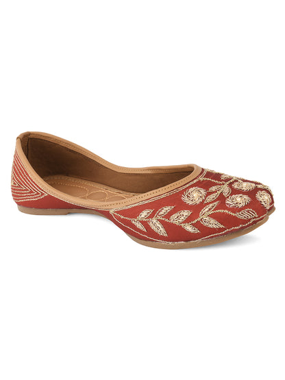 DESI COLOUR Women Pink  Gold-Toned Embellished Leather Mojaris