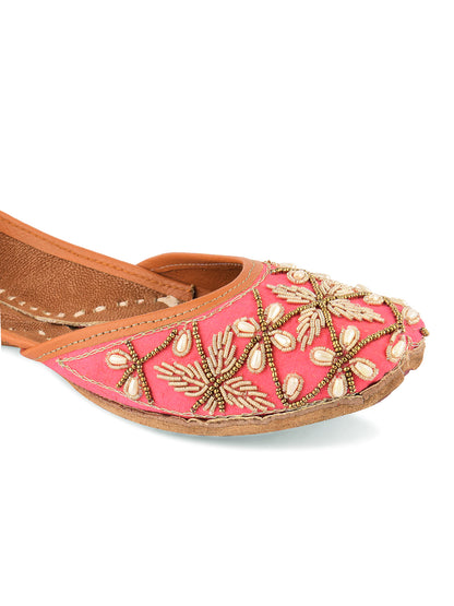 DESI COLOUR Women Peach-Coloured Printed Leather Ethnic Mojaris Flats