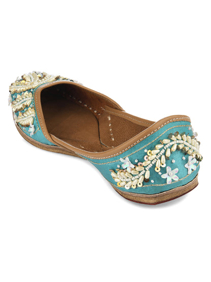 DESI COLOUR Women Beige Printed Ballerinas Flats