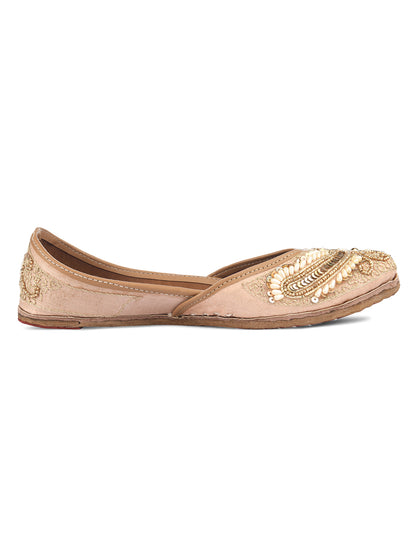 DESI COLOUR Women Peach-Coloured Embellished Leather Ethnic Mojari Flats