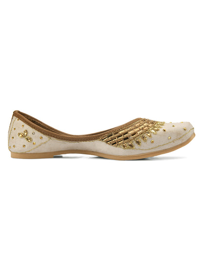 DESI COLOUR Women Gold-Toned Ethnic Mojaris Flats