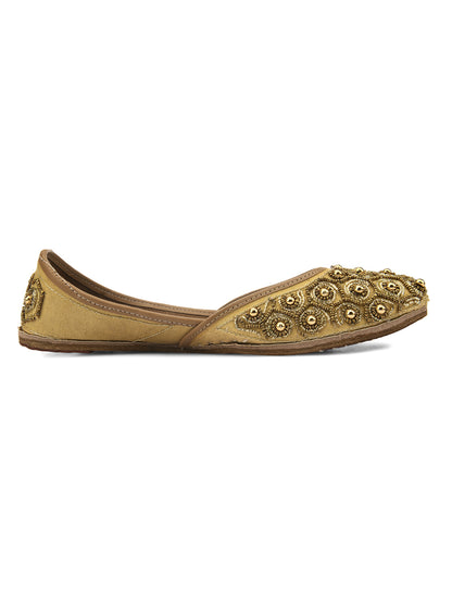 DESI COLOUR Women Gold-Toned Embellished Leather Ethnic Mojaris Flats