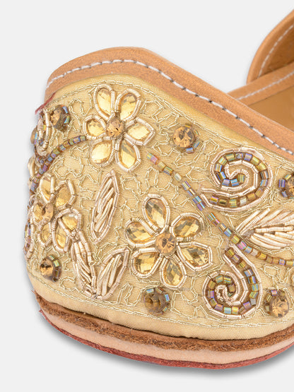 DESI COLOUR Women Off White Embellished Leather Ethnic Mojaris Flats