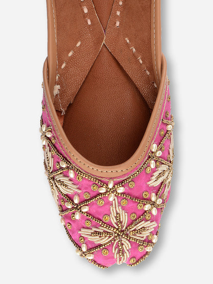 DESI COLOUR Women Pink Printed Leather Ethnic Mojaris Flats