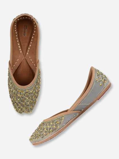 DESI COLOUR Women Grey Ethnic Mojaris Flats