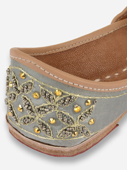 DESI COLOUR Women Grey Ethnic Mojaris Flats