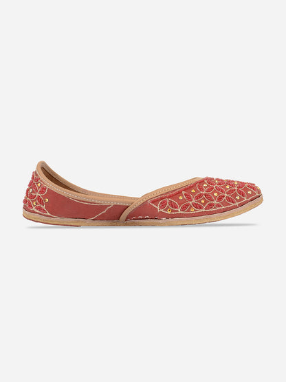 DESI COLOUR Women Maroon Embellished Leather Ethnic Mojaris Flats