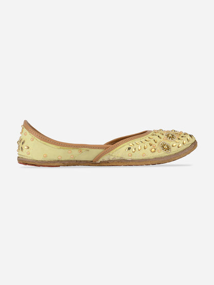 DESI COLOUR Women Yellow Ethnic Mojaris Flats