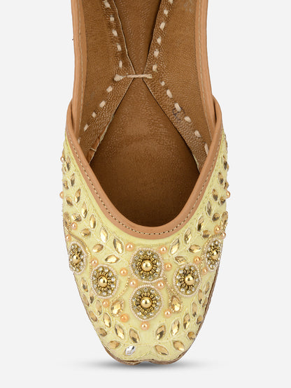 DESI COLOUR Women Yellow Ethnic Mojaris Flats