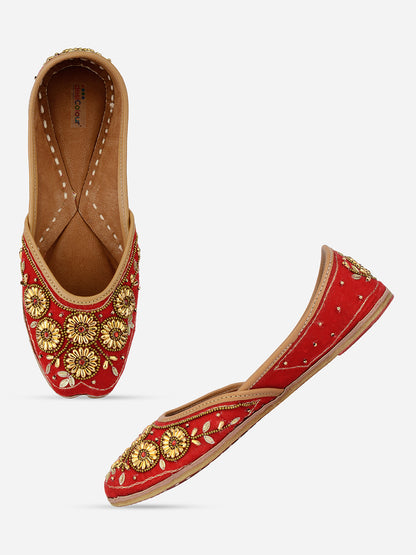 DESI COLOUR Women Red Ethnic Embellished Mojaris Flats