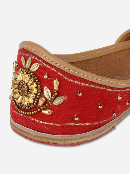 DESI COLOUR Women Red Ethnic Embellished Mojaris Flats