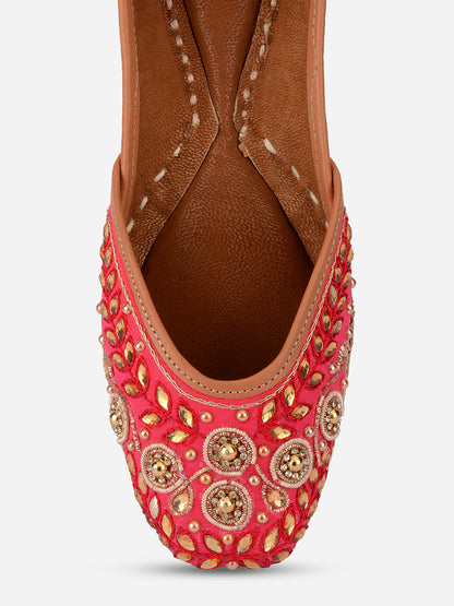 DESI COLOUR Women Pink Embellished Leather Ethnic Mojaris Flats