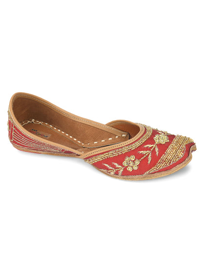 DESI COLOUR Women Maroon Embellished Leather Ethnic Mojaris Flats