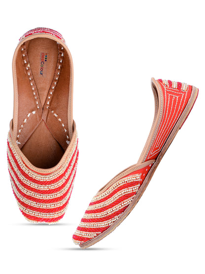 DESI COLOUR Women Gold-Toned Embellished Leather Ethnic Mojaris Flats