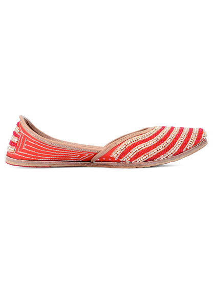 DESI COLOUR Women Gold-Toned Embellished Leather Ethnic Mojaris Flats