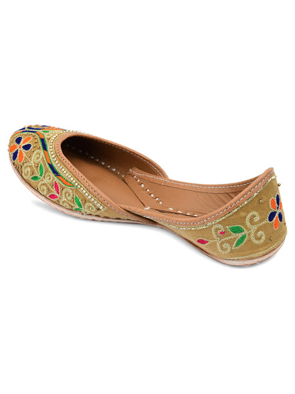 DESI COLOUR Women Gold-Toned Ethnic Mojaris Flats