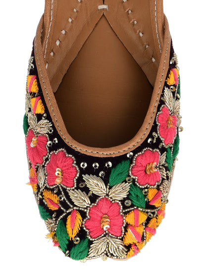 DESI COLOUR Women Multicoloured Printed Ethnic Mojaris Flats