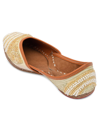 DESI COLOUR Women Gold-Toned Ethnic Mojaris Flats