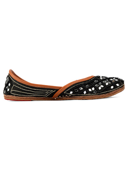 DESI COLOUR Women Black Embellished Ethnic Mojaris Flats