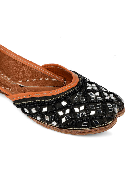 DESI COLOUR Women Black Embellished Ethnic Mojaris Flats