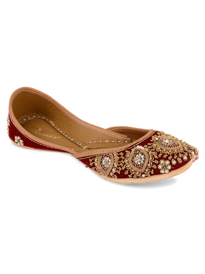 DESI COLOUR Women Maroon Embellished Leather Mojaris