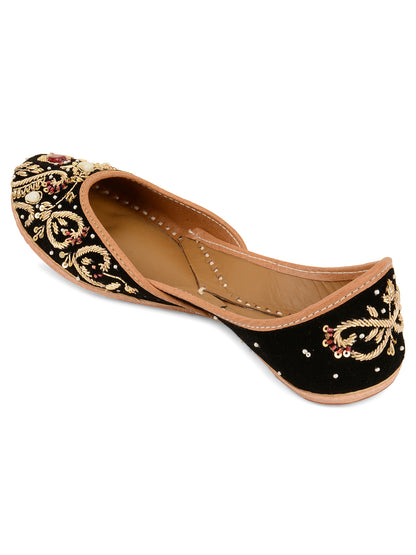 DESI COLOUR Women Burgundy  Gold-Toned Embellished Leather Ethnic Mojaris