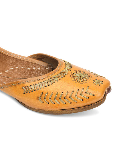 DESI COLOUR Women Tan Ethnic Leather Mojaris Flats