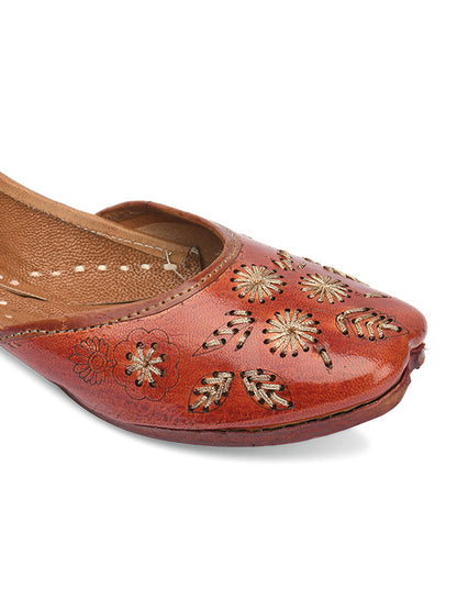 DESI COLOUR Women Brown Textured Leather Ethnic Mojaris Flats