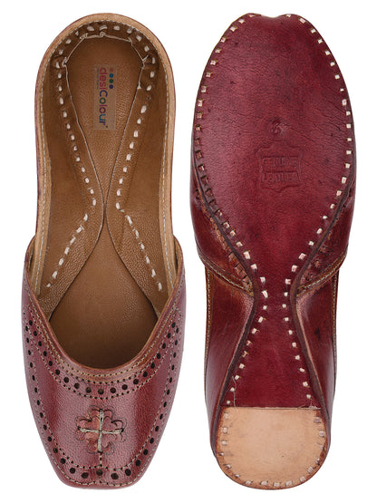 DESI COLOUR Women Tan Brown  Gold Toned Ethnic Mojaris with Laser Cuts Flats