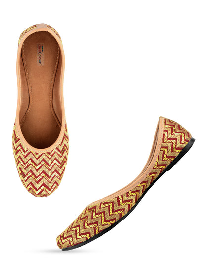 DESI COLOUR Women Maroon Ethnic Mojaris Flats