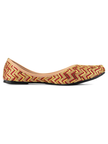 DESI COLOUR Women Maroon Ethnic Mojaris Flats