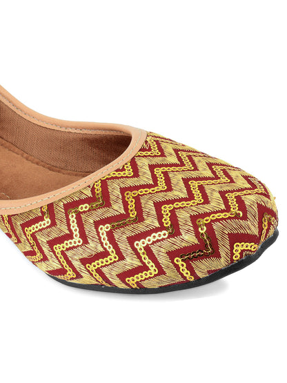 DESI COLOUR Women Maroon Ethnic Mojaris Flats