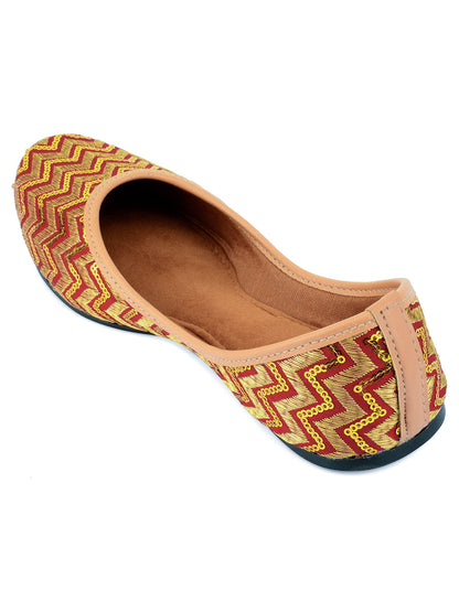 DESI COLOUR Women Maroon Ethnic Mojaris Flats