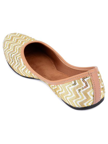 DESI COLOUR Women Off White Ethnic Mojaris Flats