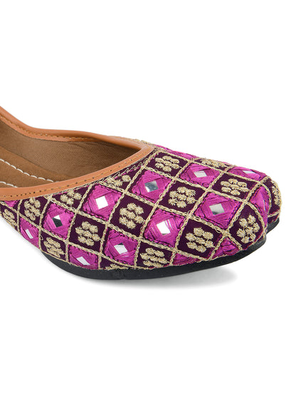 DESI COLOUR Women Maroon Embellished Leather Ethnic Mojaris Flats