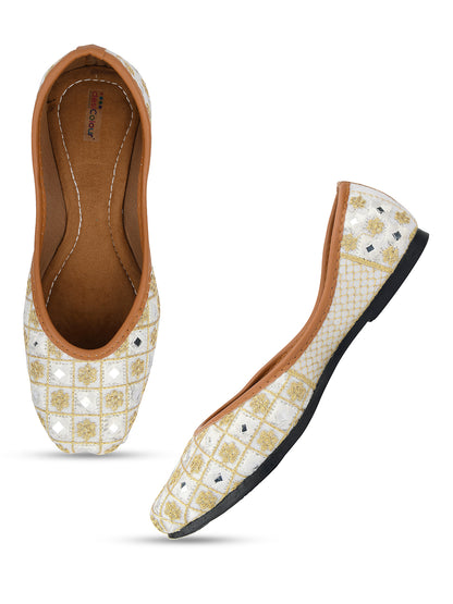 DESI COLOUR Women White Embellished Leather Ethnic Mojaris Flats