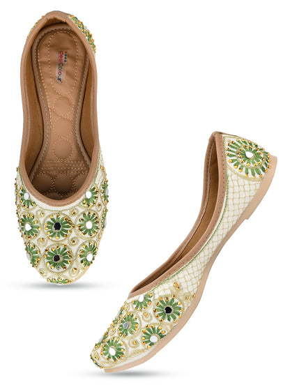 DESI COLOUR Women Green Mirror Work Embellished Ethnic Mojaris Flats