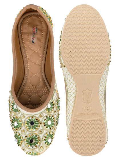 DESI COLOUR Women Green Mirror Work Embellished Ethnic Mojaris Flats