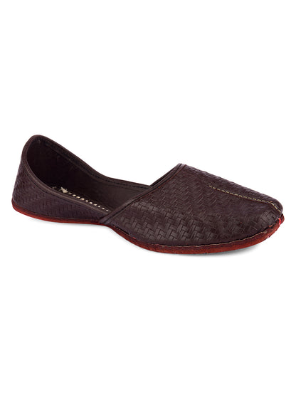 DESI COLOUR Men Coffee Brown Woven Design Leather Mojaris