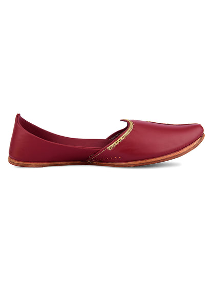 DESI COLOUR Men Red Solid Mojaris