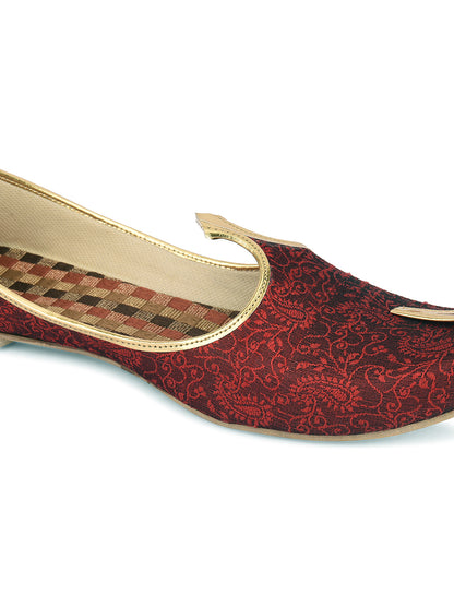 DESI COLOUR Men Red Printed Mojaris