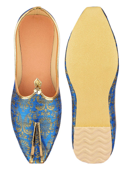 DESI COLOUR Men Blue  Gold Printed Mojaris