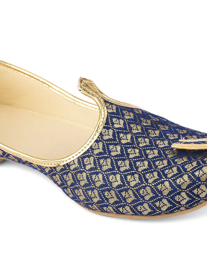 DESI COLOUR Men Silver Woven Design Leather Mojaris